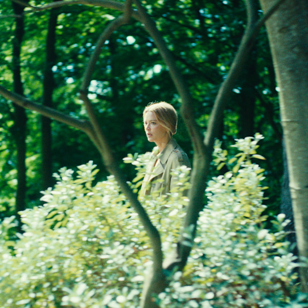 Photo 9 LAMOUR ET LES FORETS © 2023 RECTANGLE PRODUCTIONS - FRANCE 2 CINÉMA - LES FILMS DE FRANÇOISE