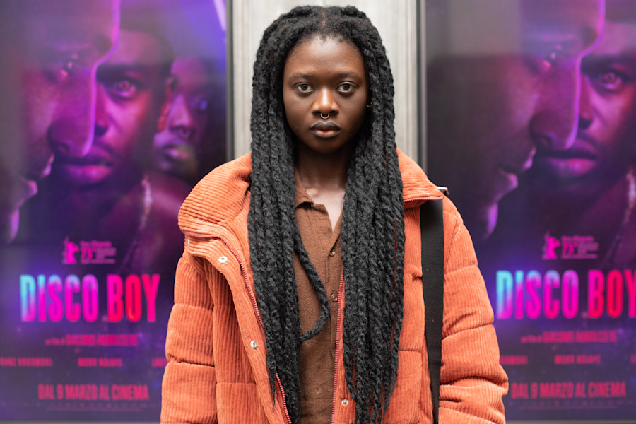 La bellissima protagonista del film Disco Boy, Laëtitia Ky, al 4 Fontane di Roma (2023)