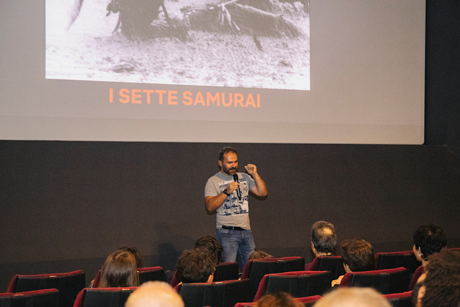 Presentazione della nuova versione restaurata de I sette samurai di Akira Kurosawa per la rassegna a lui dedicata. Cinema Nuovo Olimpia (2025)